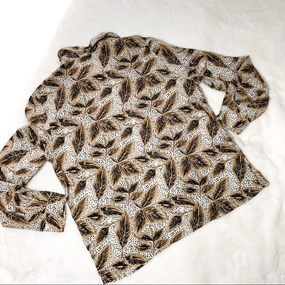 Classic Collection Vintage Blouse - Picture 4 of 6